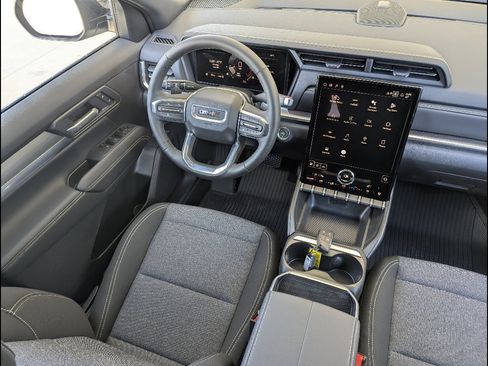 New 2026 GMC Terrain Elevation w/ Black Edition image 17