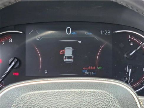 Used 2024 Toyota RAV4 XLE Premium FWD image 9