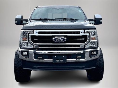 Used 2021 Ford F250 Lariat w/ Chrome Package image 3
