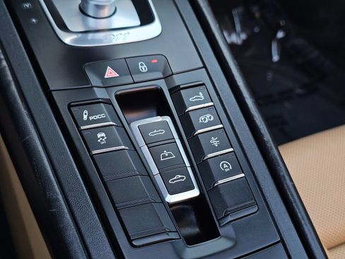 Used 2018 Porsche 911 Carrera S RWD image 60