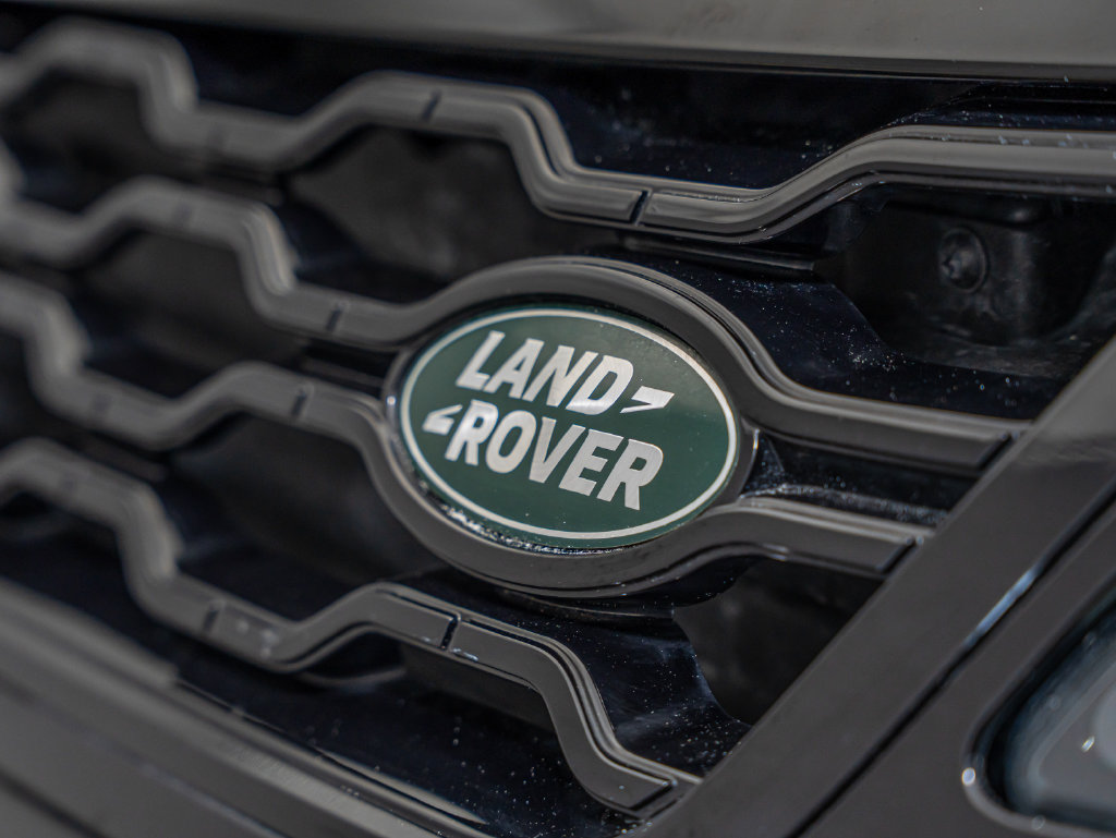 Used 2022 Land Rover Range Rover Evoque R-Dynamic SE AWD/4WD image 3
