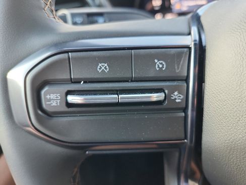 New 2026 GMC Canyon AT4 image 18