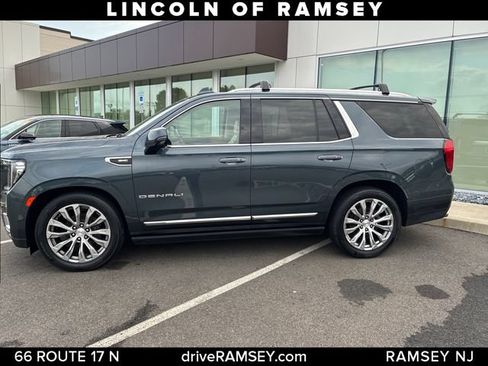 Used 2021 GMC Yukon Denali w/ Denali Ultimate Package AWD/4WD image 2