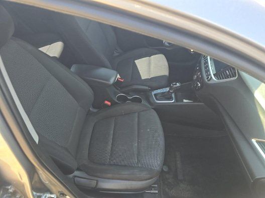 Used 2022 Hyundai Accent SEL FWD image 13