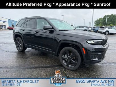 Used 2024 Jeep Grand Cherokee Altitude