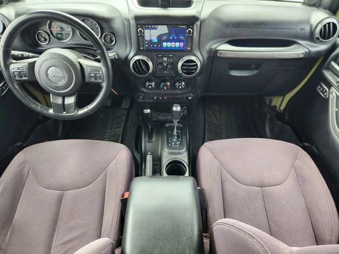 Used 2013 Jeep Wrangler Unlimited Sport AWD/4WD image 2