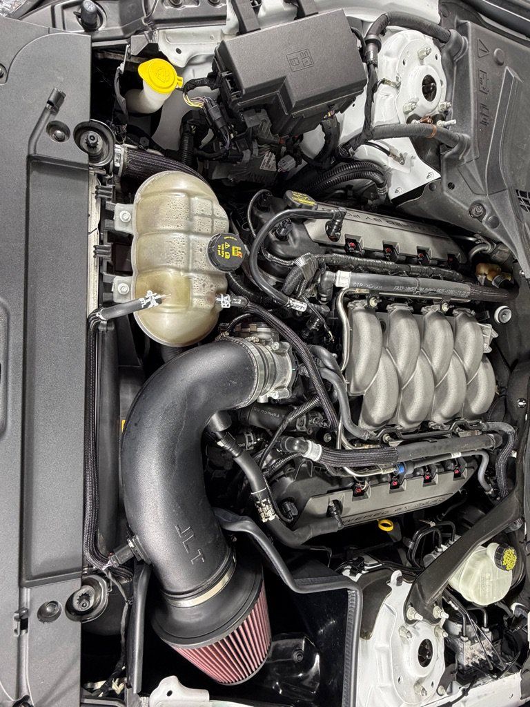 Used 2015 Ford Mustang GT Premium RWD image 24