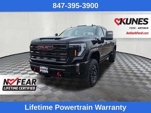 Used 2024 GMC Sierra 2500 AT4X image 3