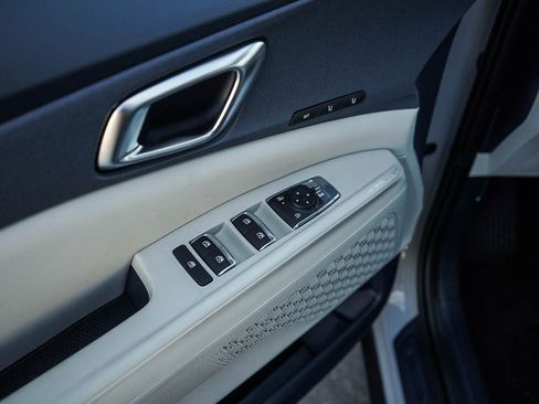 New 2026 Kia Carnival EX image 20