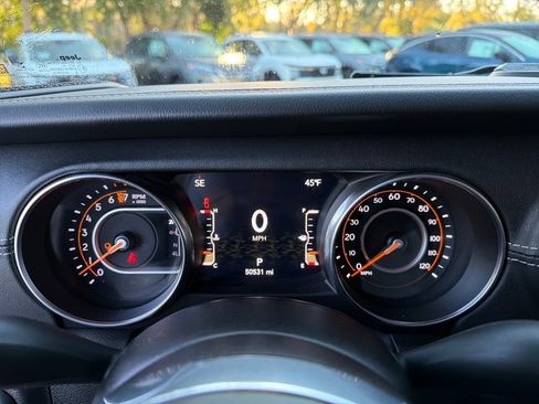 Used 2022 Jeep Gladiator Overland w/ Popular Equipment Package image 23