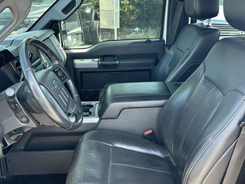 Used 2015 Ford F250 Lariat w/ Lariat Ultimate Package AWD/4WD image 9