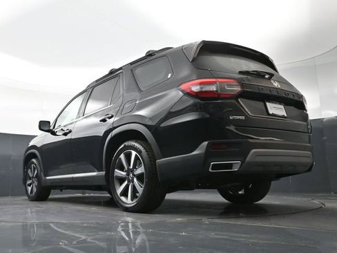 Used 2023 Honda Pilot Touring image 36