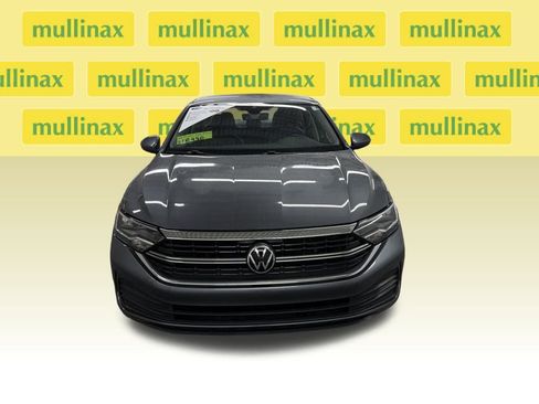 Used 2022 Volkswagen Jetta SE image 14