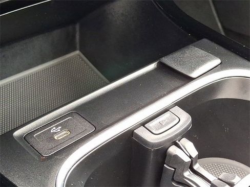 Certified 2025 Mercedes-Benz CLA 250 4MATIC image 24