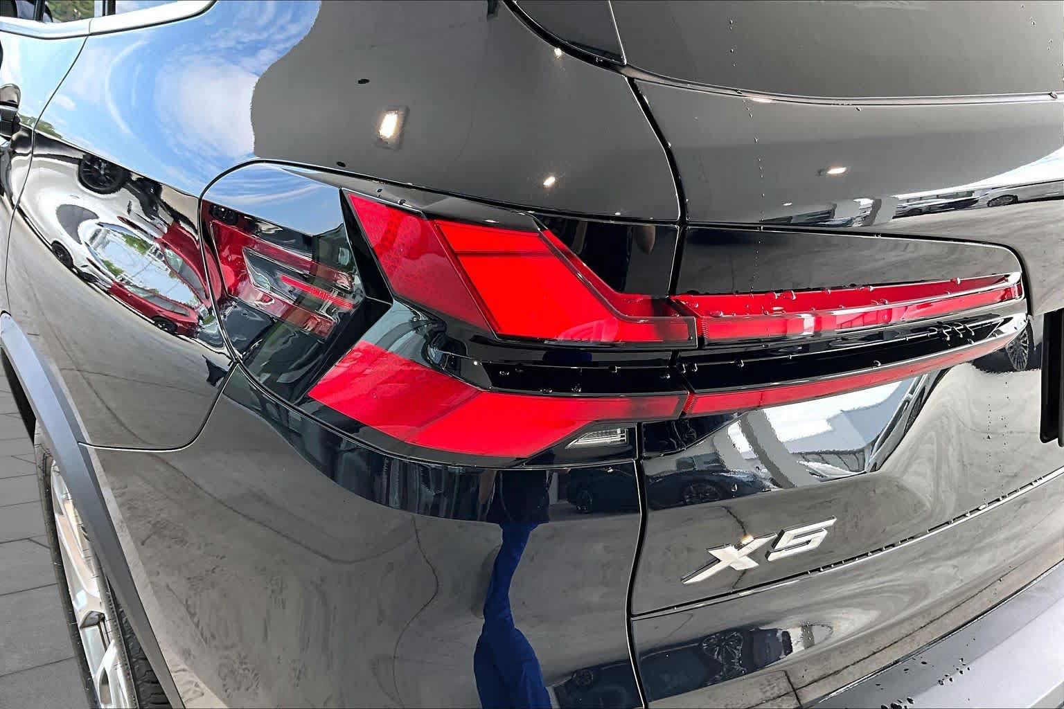 Used 2026 BMW X5 sDrive40i RWD image 27