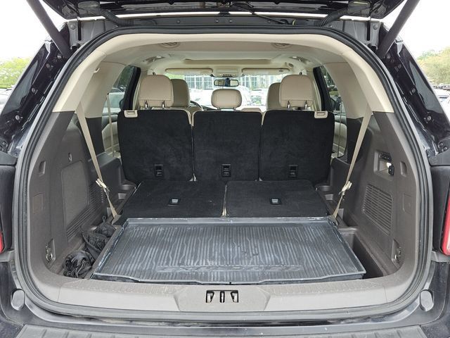 Used 2020 Ford Explorer Platinum w/ Premium Technology Package AWD/4WD image 6