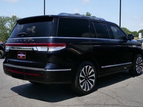 Used 2023 Lincoln Navigator Reserve AWD/4WD image 28