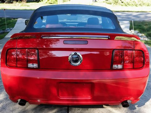 Used 2006 Ford Mustang GT Premium RWD image 17