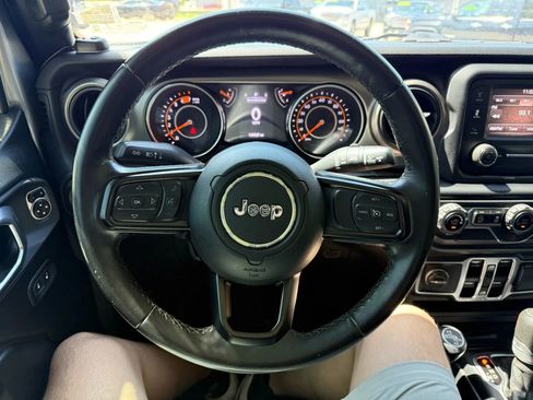 Used 2020 Jeep Wrangler Unlimited Sport S image 19