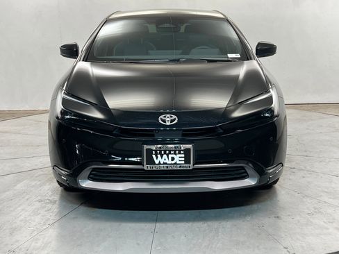 Used 2024 Toyota Prius Limited w/ Limited Premium Package image 9