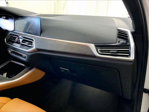 Used 2023 BMW X5 xDrive40i w/ Executive Package image 19