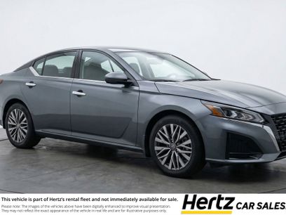 Used 2025 Nissan Altima 2.5 SV