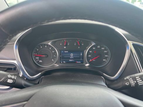 Used 2024 Chevrolet Equinox LT FWD image 12