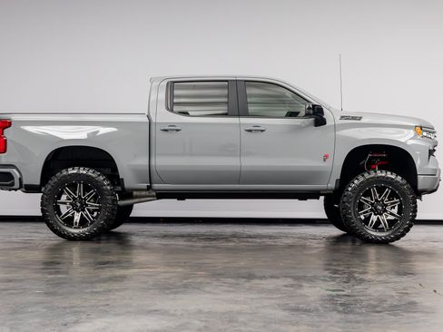 Used 2025 Chevrolet Silverado 1500 RST w/ Convenience Package II AWD/4WD image 25