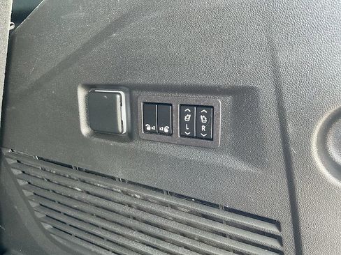 Used 2023 Chevrolet Tahoe RST w/ Luxury Package image 14