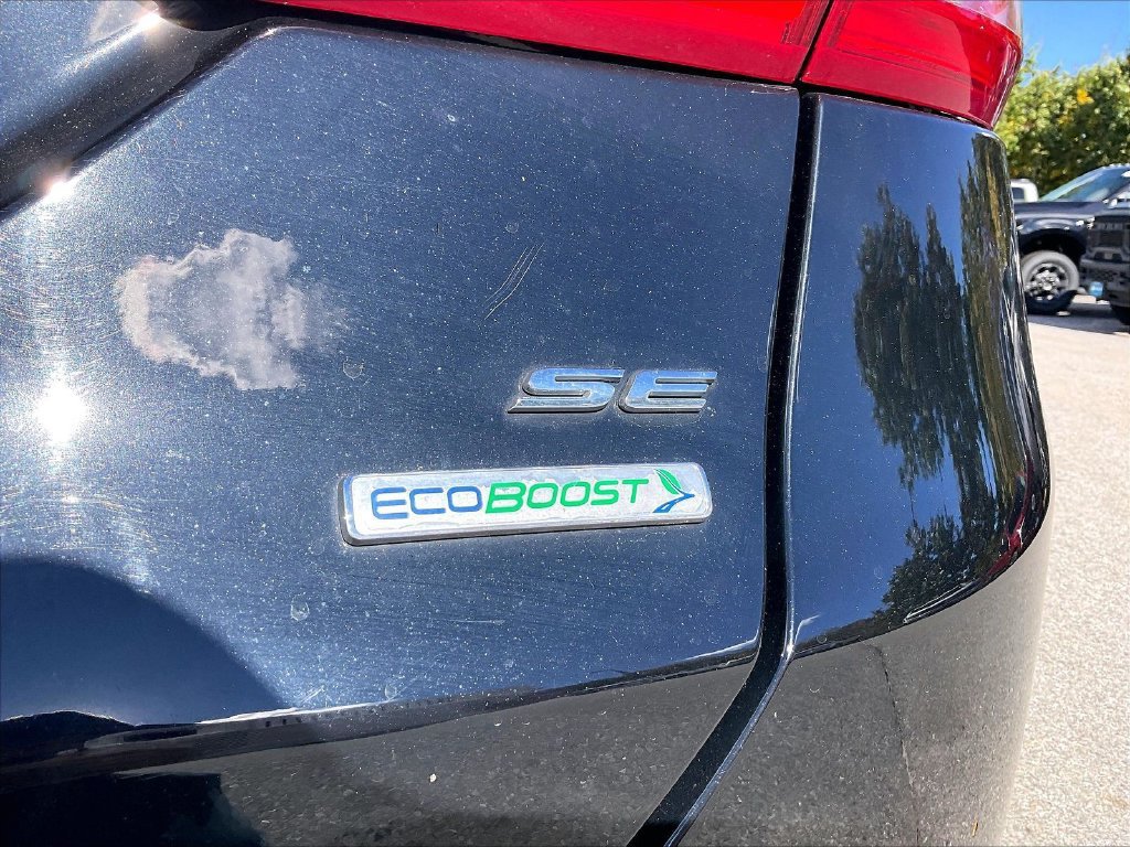 Used 2018 Ford Fusion SE w/ Fusion SE Technology Package FWD image 26