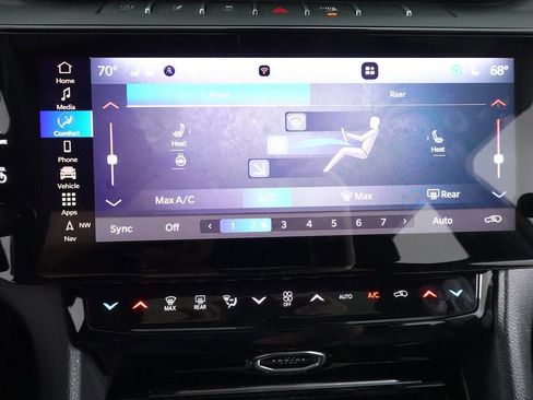 New 2026 Jeep Grand Cherokee L Limited w/ Limited Altitude Package AWD/4WD image 16