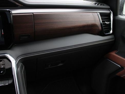 Used 2025 GMC Sierra 1500 Denali Ultimate image 31