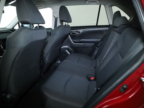 Used 2023 Toyota RAV4 LE FWD image 13
