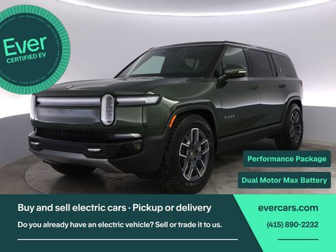 Used 2025 Rivian R1S Adventure image 1