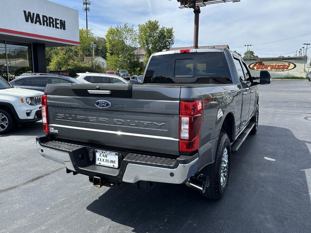 Used 2022 Ford F350 XLT w/ XLT Premium Package AWD/4WD image 14