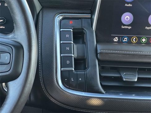 Used 2021 GMC Yukon SLT w/ SLT Premium Package image 20