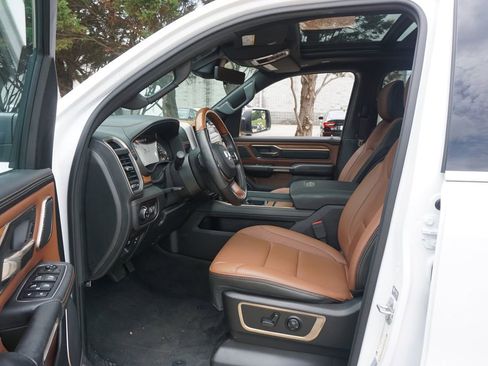 Used 2021 RAM 1500 Limited AWD/4WD image 2