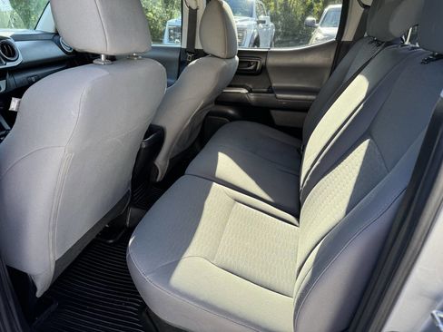 Used 2019 Toyota Tacoma SR5 image 5