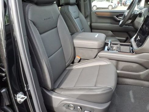 New 2026 GMC Yukon XL Denali w/ Denali Reserve Package AWD/4WD image 26