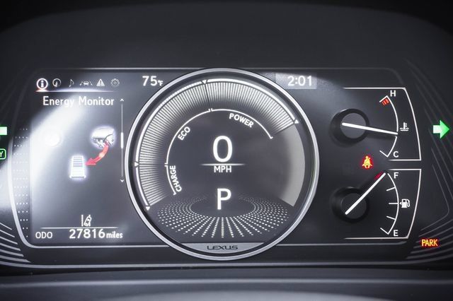 Used 2024 Lexus UX 250h FWD image 12
