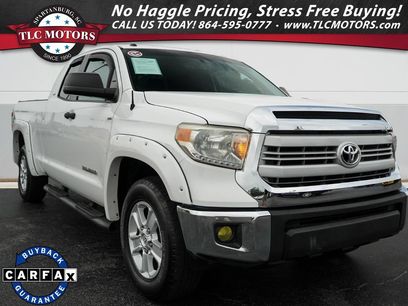 Used 2017 Toyota Tundra SR5 w/ SR5 Upgrade Package