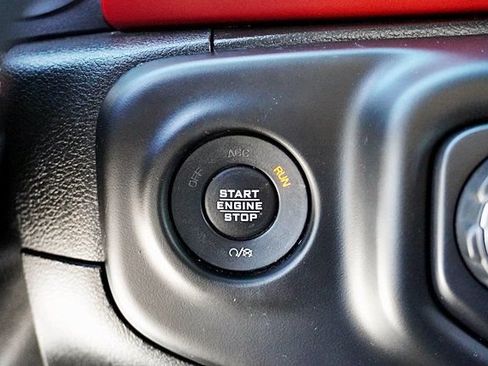 Used 2020 Jeep Gladiator Rubicon AWD/4WD image 32
