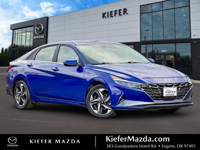 Used 2023 Hyundai Elantra Limited w/ Winter Weather Package