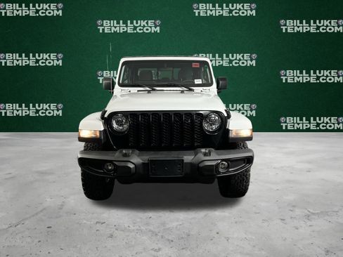 Used 2023 Jeep Gladiator Willys image 11