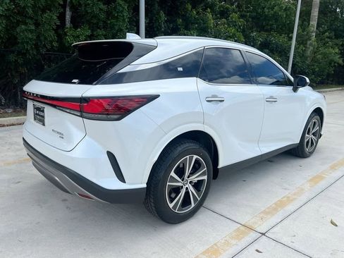 Certified 2025 Lexus RX 350h w/ Accessory Package (Z1) image 7