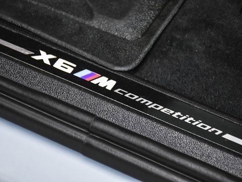 Used 2024 BMW X6 M Competition w/ Executive Package image 12