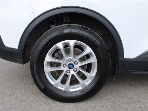 Used 2022 Ford Escape SE w/ Cold Weather Package image 36