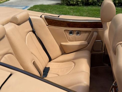 Used 2000 Rolls-Royce Corniche image 27