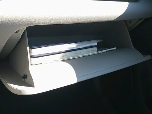 Certified 2024 Hyundai Venue SEL image 15