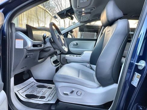 New 2026 Hyundai Ioniq 9 SEL image 13